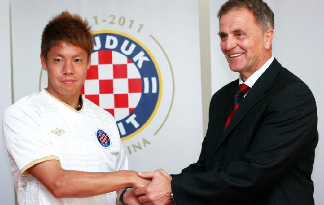 Hajduk predstavio Inohu s brojem 19