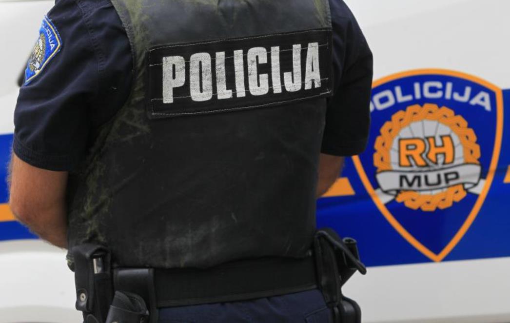 DUBROVAČKA POLICIJA U AKCIJI: Priveli dvije osobe mlađe od 16 godina u noćnom životu