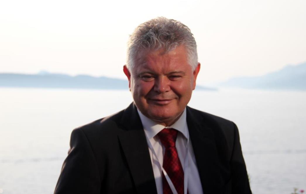 UKIDAJU SE DODACI LOKALNIM ŠERIFIMA: Dobroslavić i Vlahušić ostaju bez božićnica i regresa!