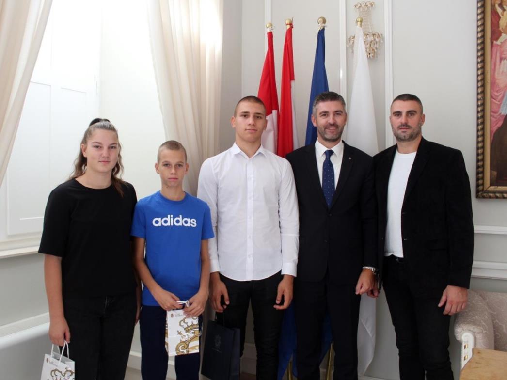 Prijem za prvaka Hrvatske Luku Ivankovića i brončane judoke Mokošice