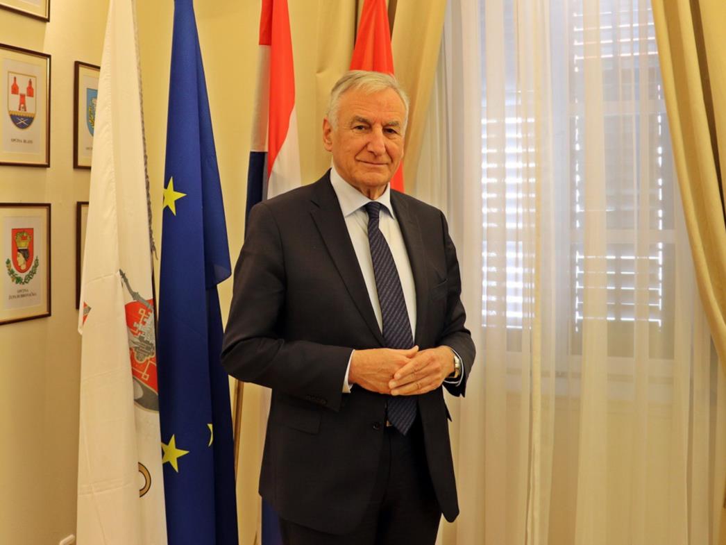 Župan Dobroslavić uputio čestitku Petrunjeli Pavić na novom sportskom uspjehu