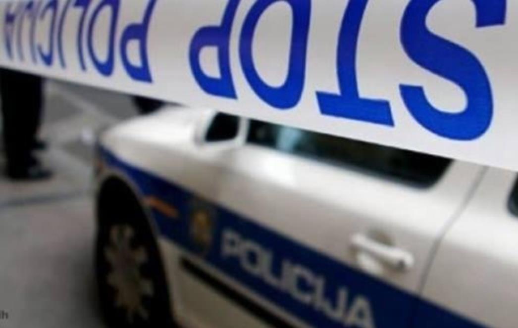 Uhićeni huligani demolirali su pekarnicu u Sinju i oskvrnuli hrvatsku zastavu