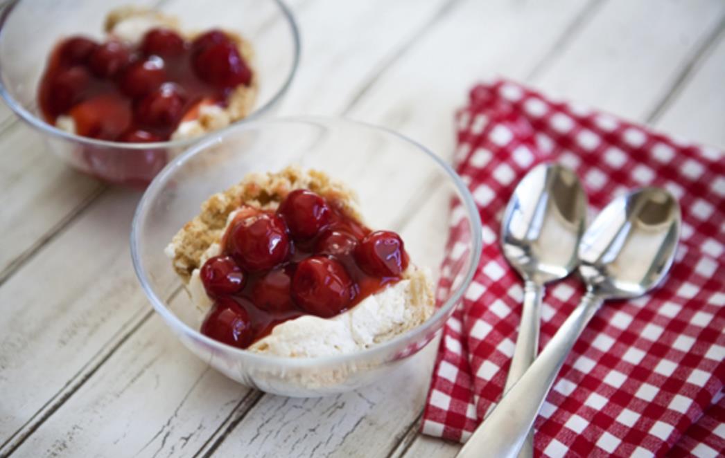RECEPT DANA: Desert od višanja!