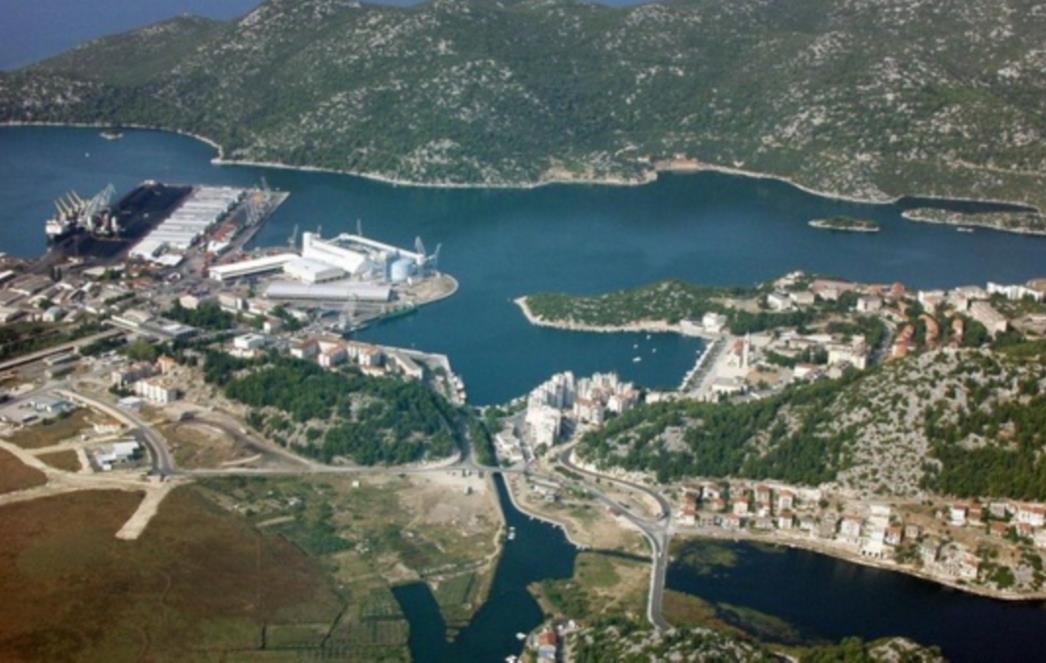 Gradonačelnikovo upozorenje: Terminal u Pločama gradi se bez dozvole!