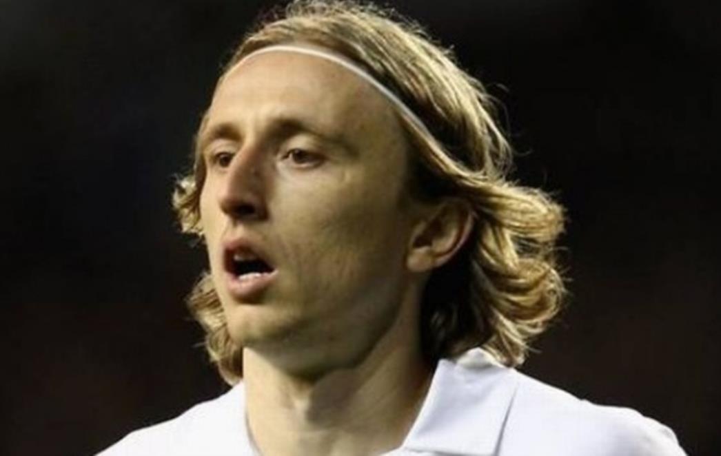 MODRIĆ PROTIV BARCE: Biti ili ne biti
