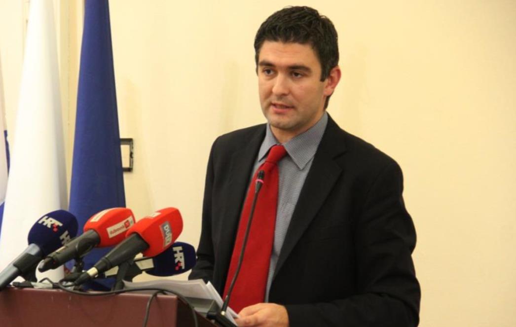 AFERA REVELIN! HDZ NAJAVIO KONFERENCIJU: Ostavka gradonačelnika Andra Vlahušića!
