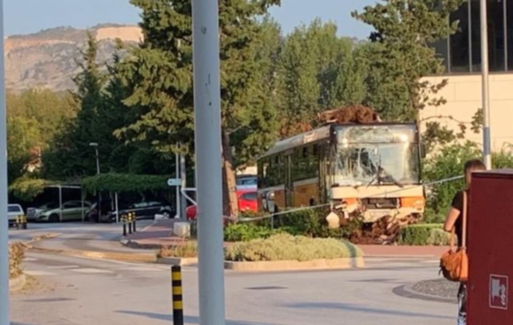 SVE JE PRIZNAO Mladiću koji je otuđio Libertasov autobus i vozio ga po Župi ukinut pritvor