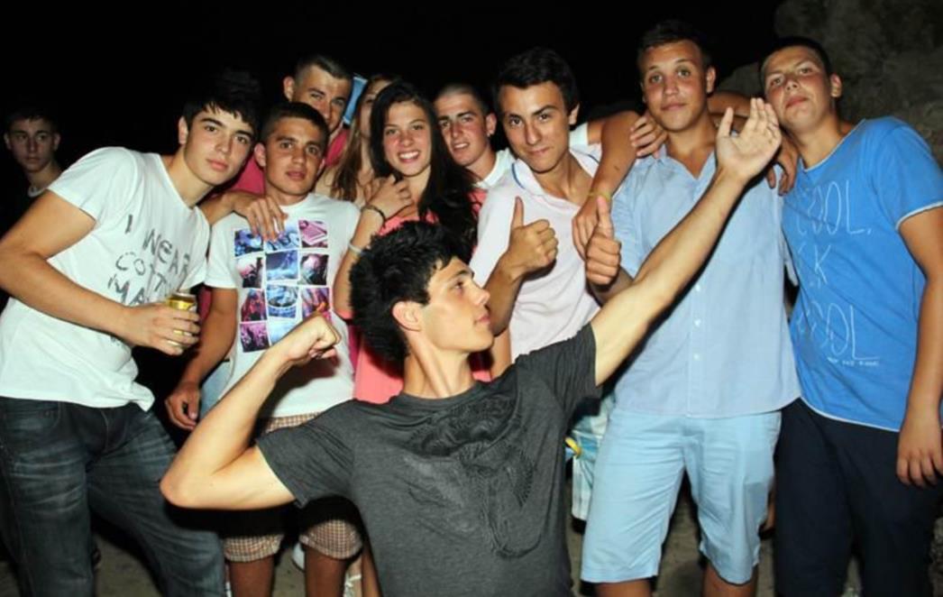 PARTY NA LEGENDARNOJ UVALICI: Do zore na Porporeli! (FOTOGALERIJA)