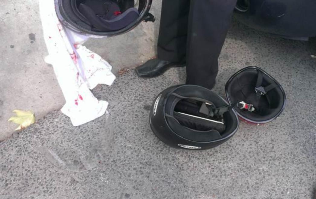 Teška prometna nesreća u Rogotinu: Ozlijeđen vozač mopeda, prevezen u splitski bolnicu