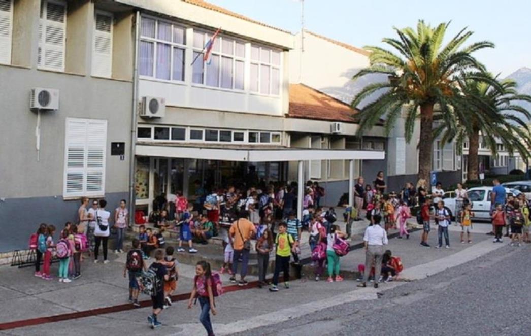 Započeo  projekt  izgradnje  dizala  za  osobe s  invaliditetom  u Pločama