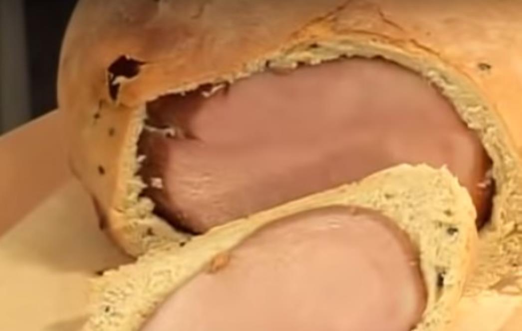 OMILJENO USKRSNO JELO SAD ĆE VAM KONAČNO ISPASTI KAKO TREBA Ovo je jedini recept koji će vam trebati za šunku u kruhu!