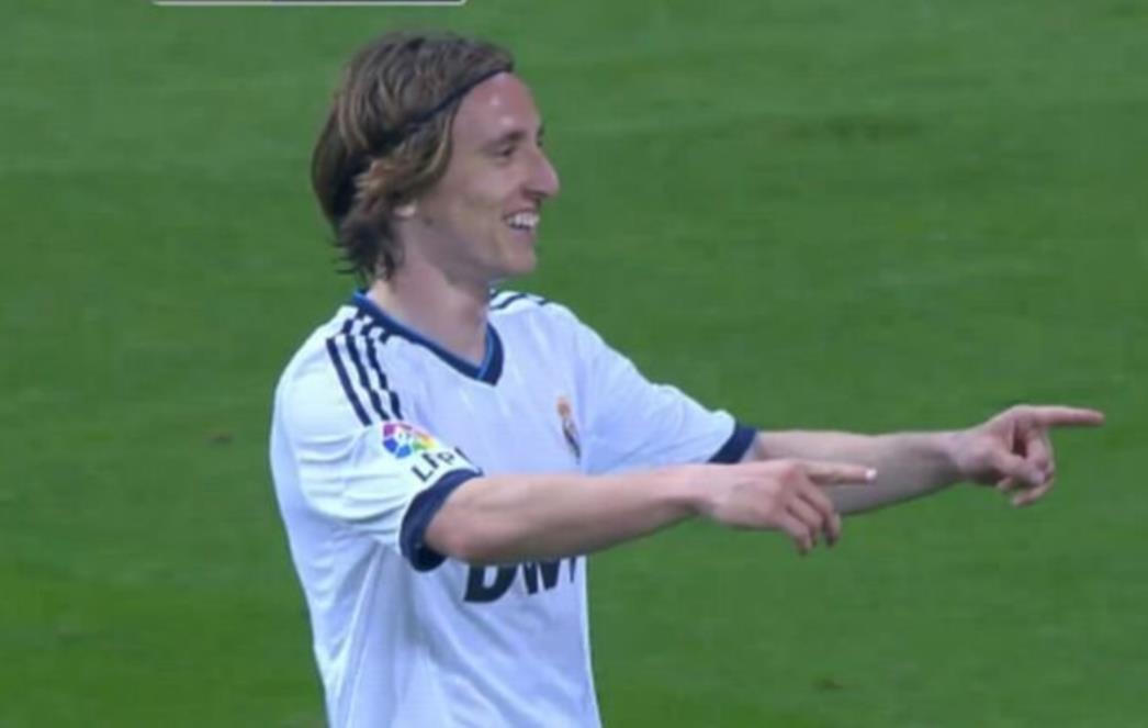 Srna je  dobio  nasljednika:  Luka  Modrić  novi  kapetan  Hrvatske