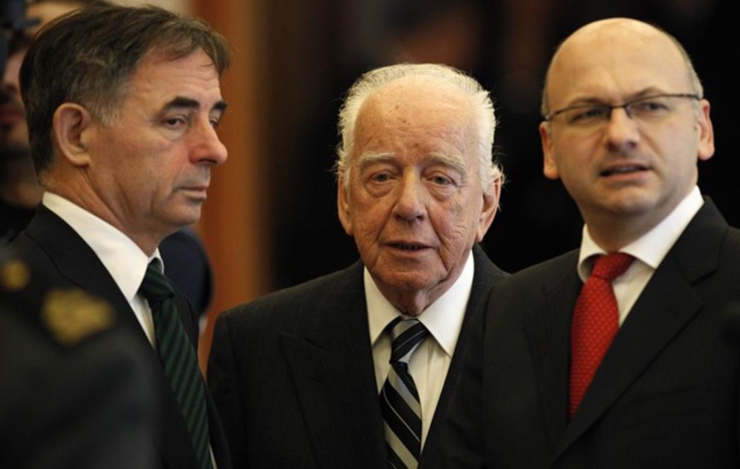 EMBARGO NA UVOZ ORUŽJA: 25. rujna 1991. dan kada su Britanci i Budimir Lončar goloruke Hrvate izručili srpskim barbarima