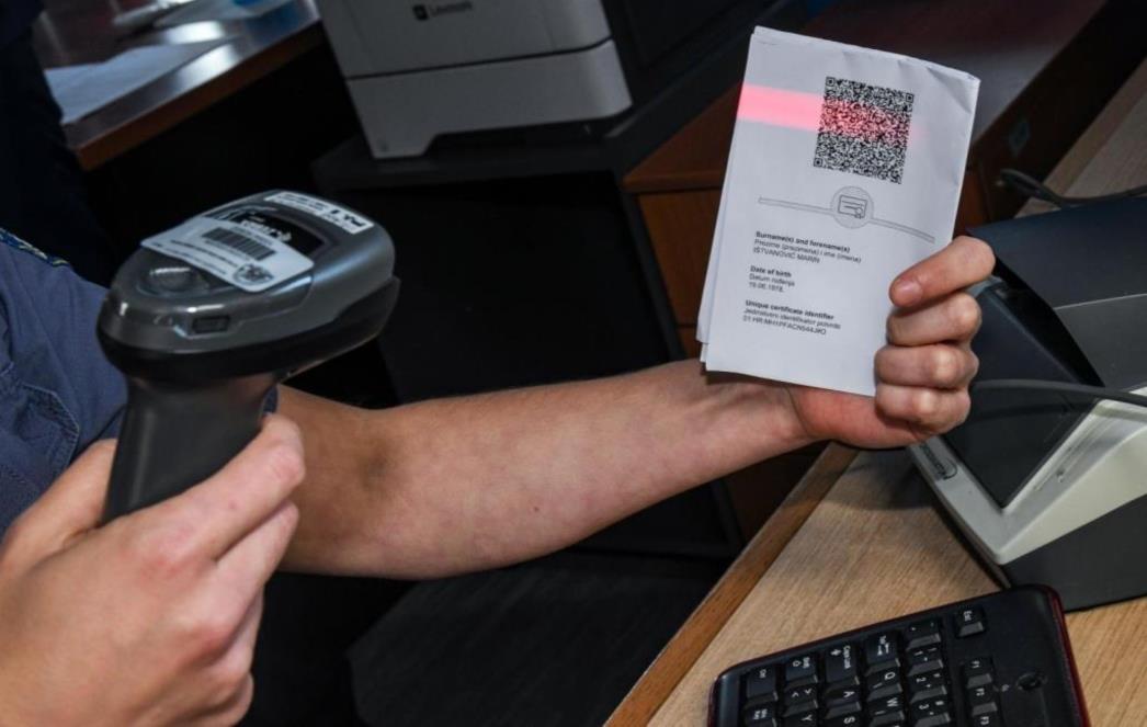 PRAVILA KOJA VRIJEDE OD PONEDJELJKA: Odluka o uvođenju obaveznih covid-potvrda u zdravstvo i socijalu