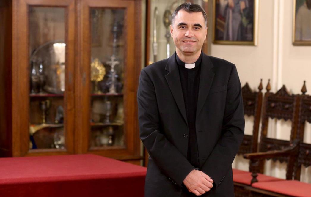 Mons. Roko Glasnović nakon proglašenja dubrovačkim biskupom: Vraćam se kući!