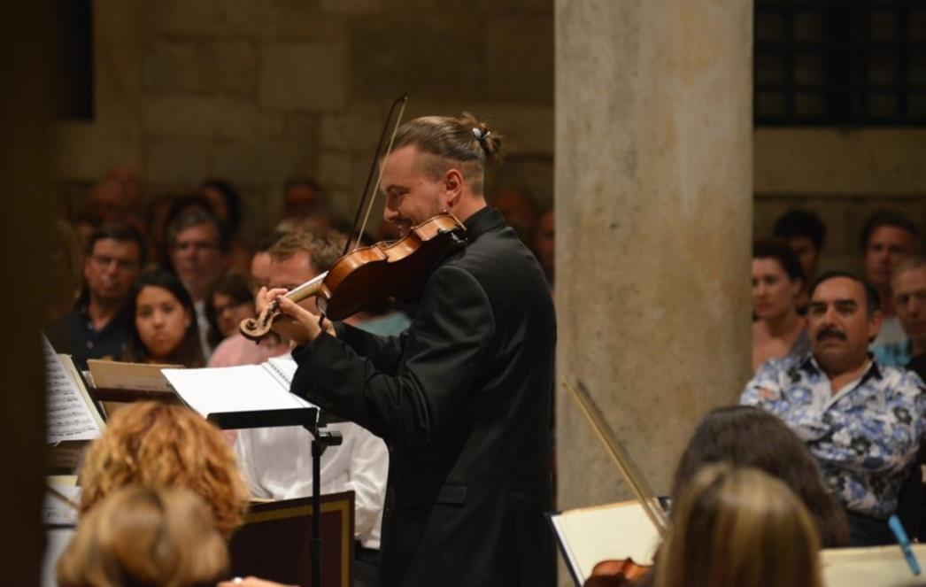  Vivaldijeva 'Četiri  godišnja doba' s DSO-om i svjetskim glazbenim virtuozom Sinkovskim