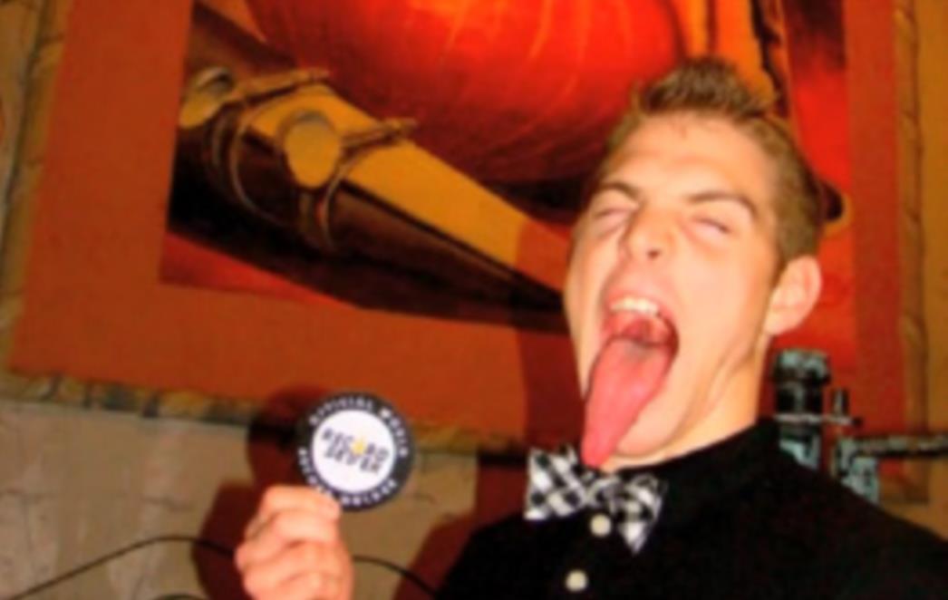 Amerikanac ima jezik dužine 10,1 centimetara