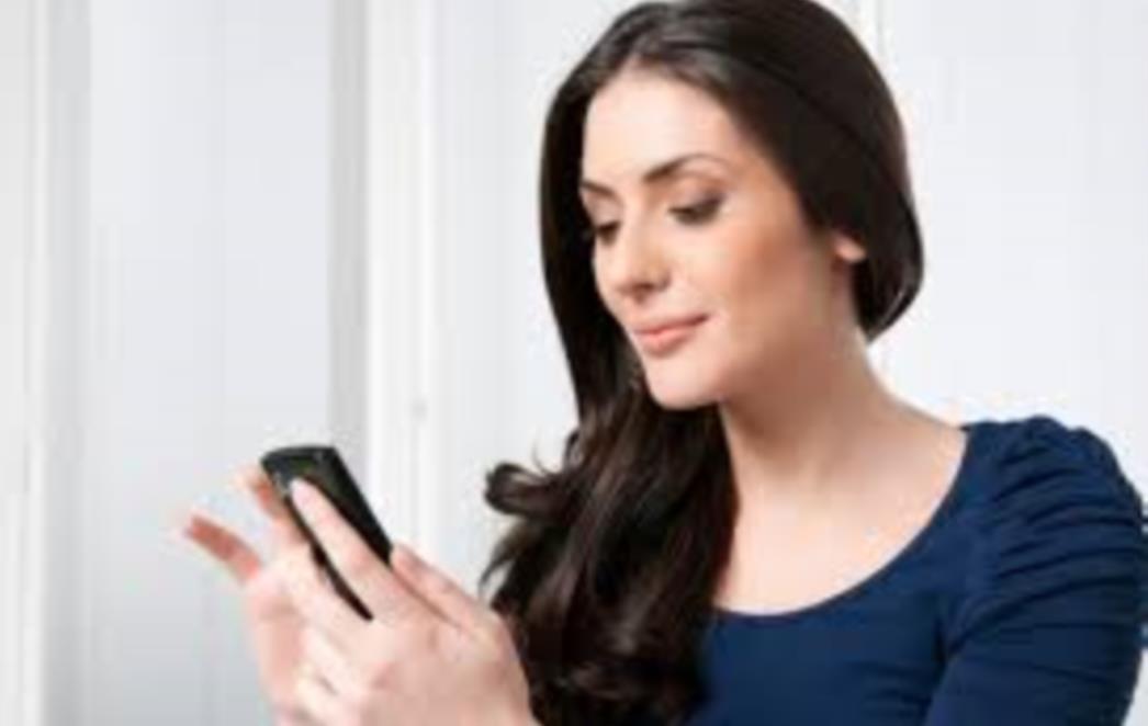Kako mobiteli negativno  utječu na zdravlje i ljepotu kože?