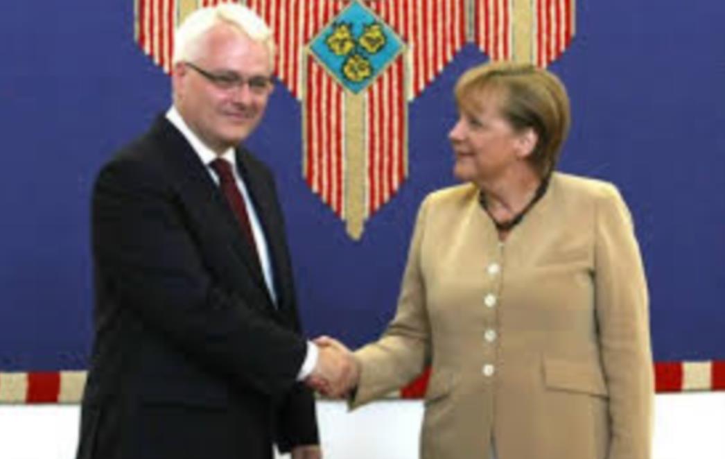 IZDAJA HRVATSKE VLASTI: Na štetu svoga naroda sklapaju tajne dogovore sa EU 