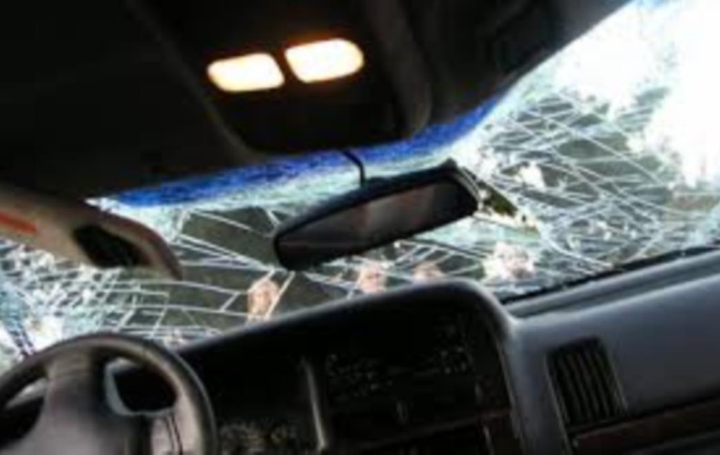 PROMETNA NESREĆA BLIZU OSOJNIKA: Sudar četiri automobila, vozač (76) hitno prebačen u bolnicu!