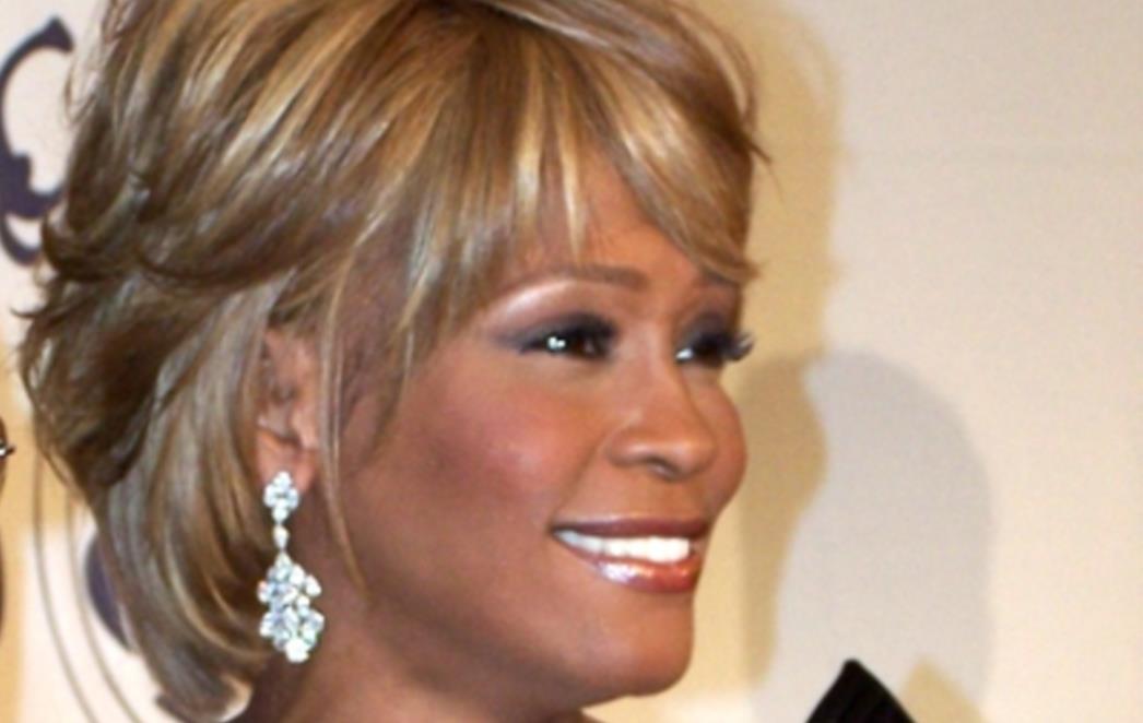 Preminula glazbena diva Whitney Houston (FOTO/VIDEO)