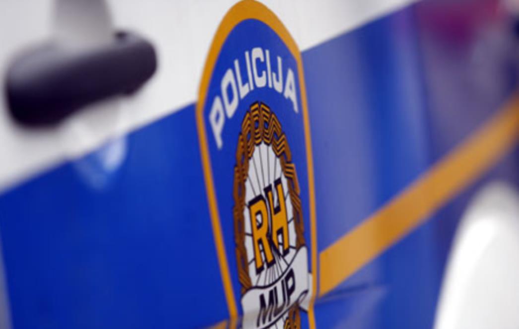 Dvojica Dubrovčana napala američki bračni par i ukrala im novac