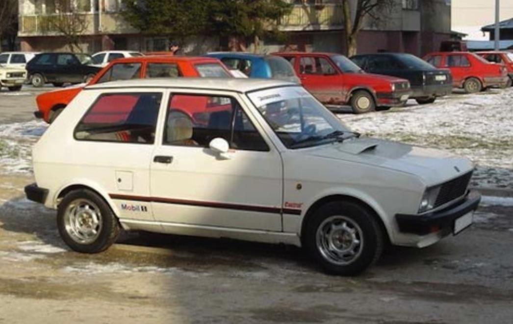 SIMBOLI JUGOSLAVIJE Stojadin, spaček, yugo - dimili su cestama Jugoslavije