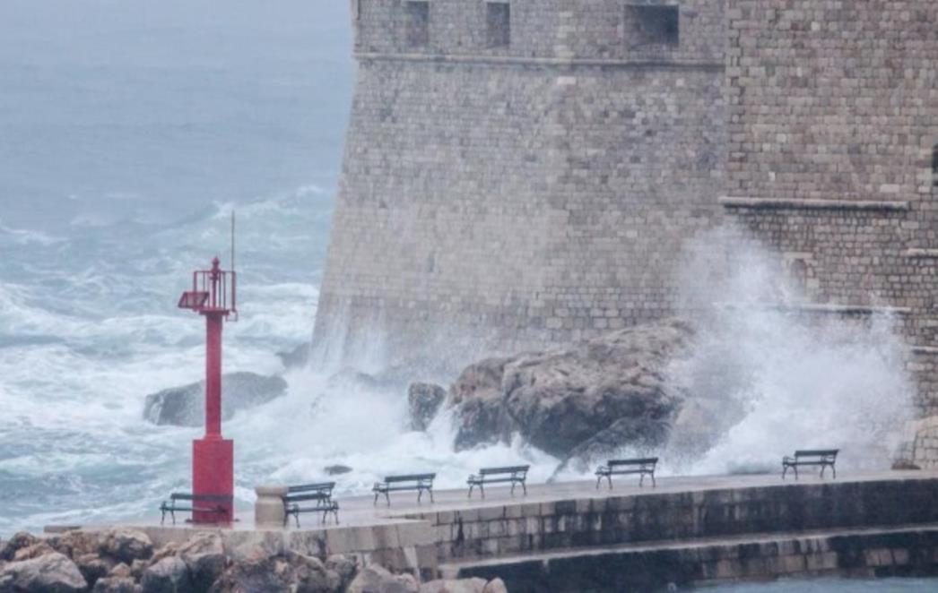 OPREZ: Hrvatsku će 'opaliti' olujni vjetar, bit će štete, tuče i pijavica