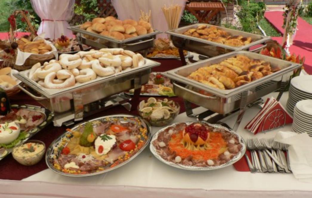 VIC DANA: Švedski stol 