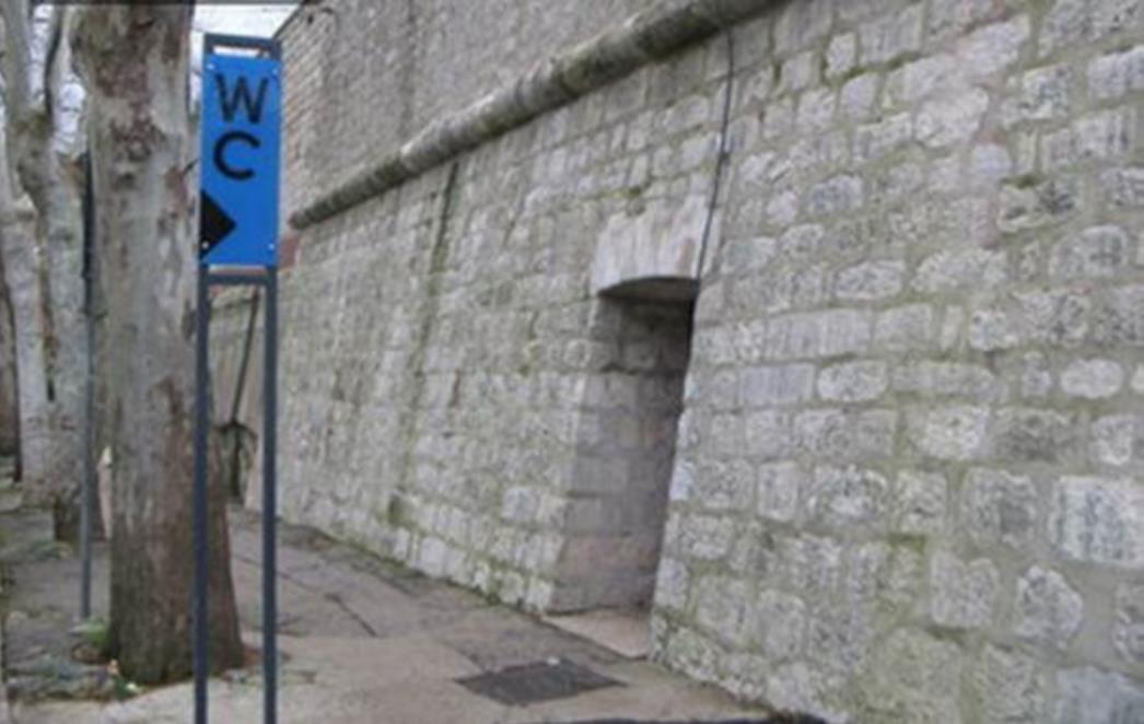 Imate problem s odlaskom u  javni WC? Ovo su najbolji načini da se zaštitite