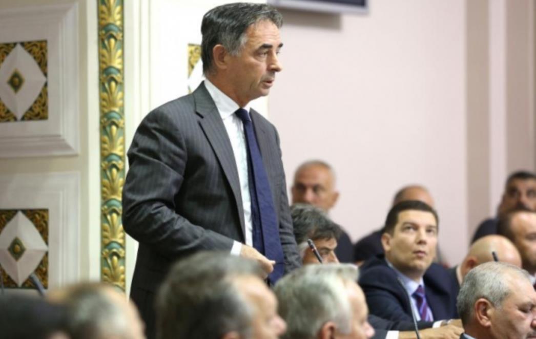 Hoćete li vjerovati lijevim medijima kome su potpisali manjinci? Evo  stvarnih činjenica