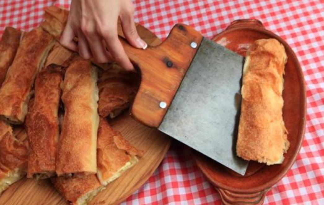 ISPROBAJTE: I bake će vam zavidjeti na ovoj brzoj gibanici!