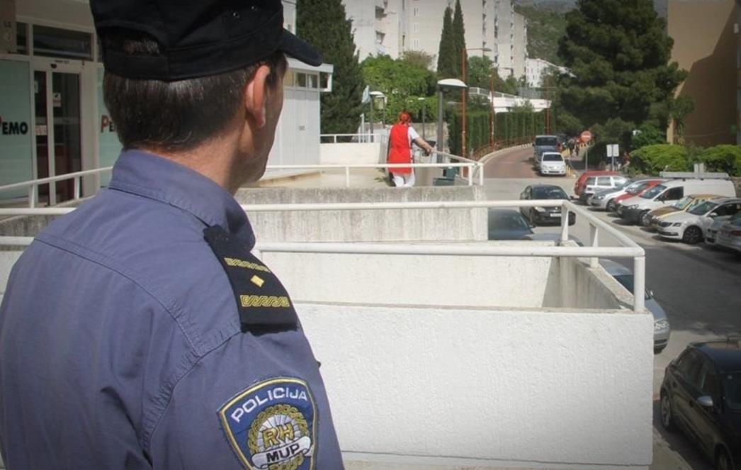 OPASNO PONAŠANJE NA JUGU Francuskinja pozitivna na koronu namjerno širila ovu bolest