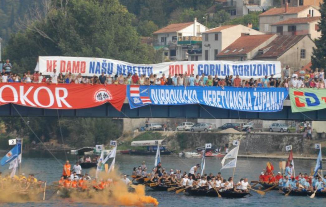 Aktivisti za spas Neretve ponosno na Maratonu: 'Ne damo našu Neretvu - dolje Gornji horizonti' (FOTO)