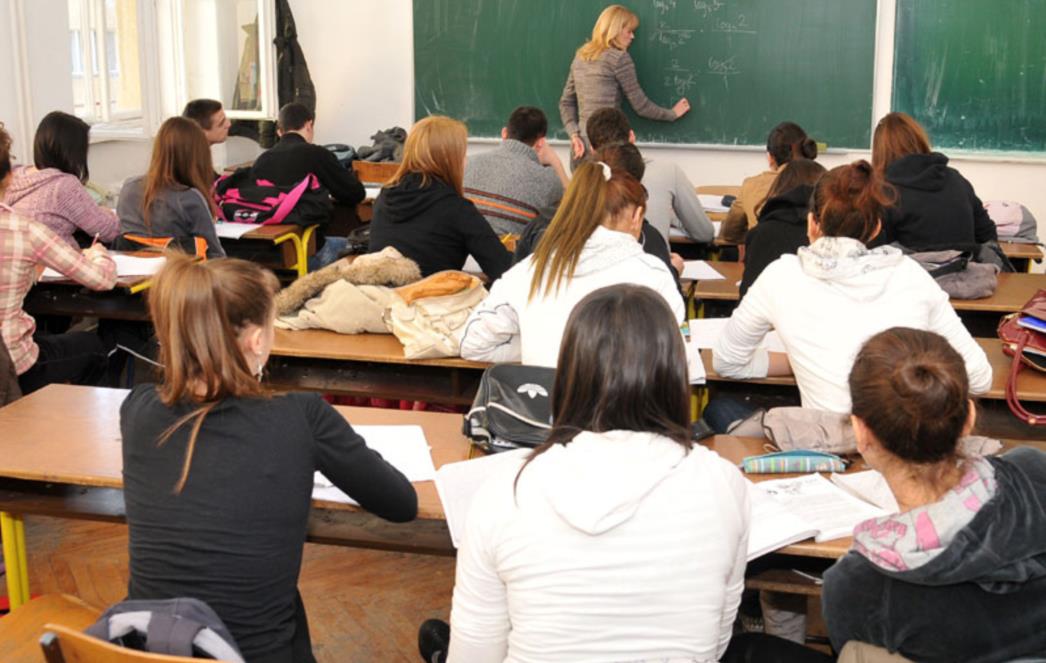 ŠOKANTNA STRANICA NA FACEBOOKU: Pogledajte čime se hvale hrvatski učenici