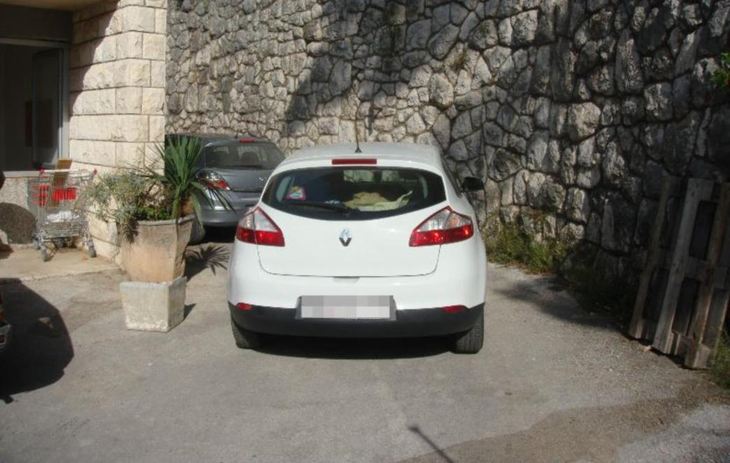 Radi svoga komoda blokirali pristup plaži (FOTO)