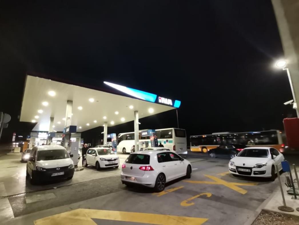 Opet se mijenjaju cijene goriva, doći će do poskupljenja i pojeftinjenja