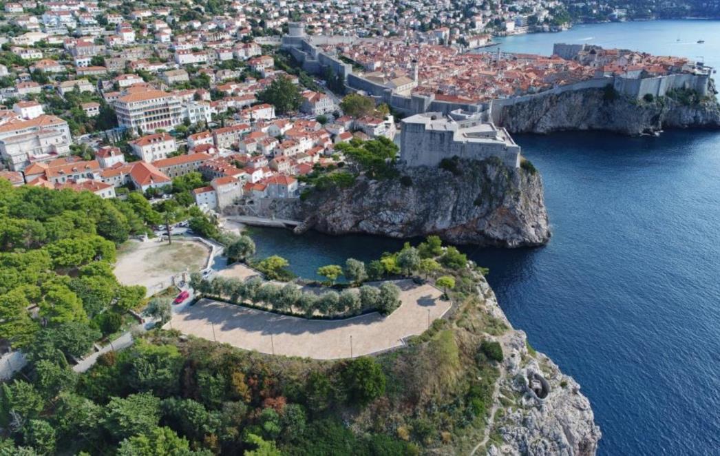 VAŽNA OBAVIJEST - Parking Gradac bit će nedostupan zbog radova na uređenju platoa