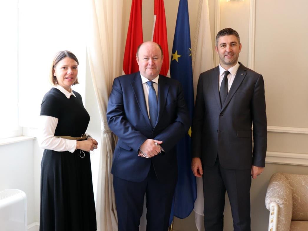 Irski veleposlanik na prijemu kod gradonačelnika