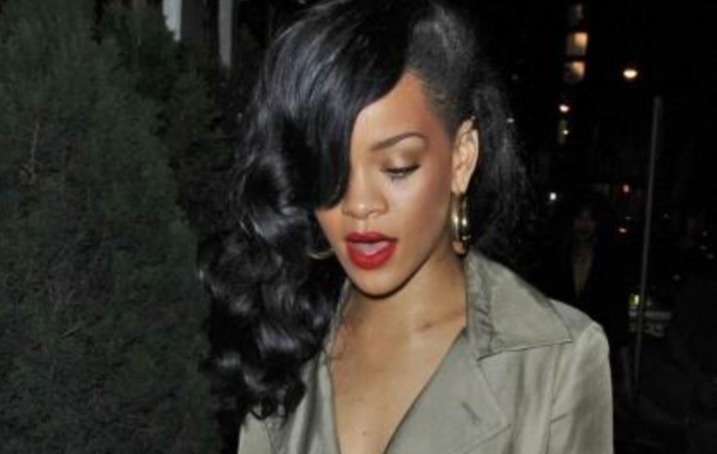 Rihanna časti putem oko svijeta svojih 250 obožavatelja