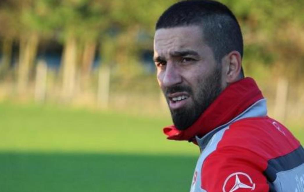 Arda Turan potpisuje za Barcelonu 