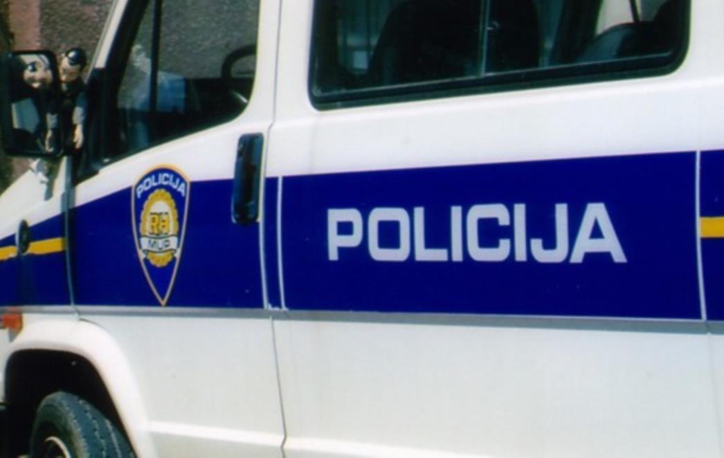 AKCIJA U DUBROVNIKU: Pokušao provaliti u stan u Ulici koritska bb, ubrzo uhićen