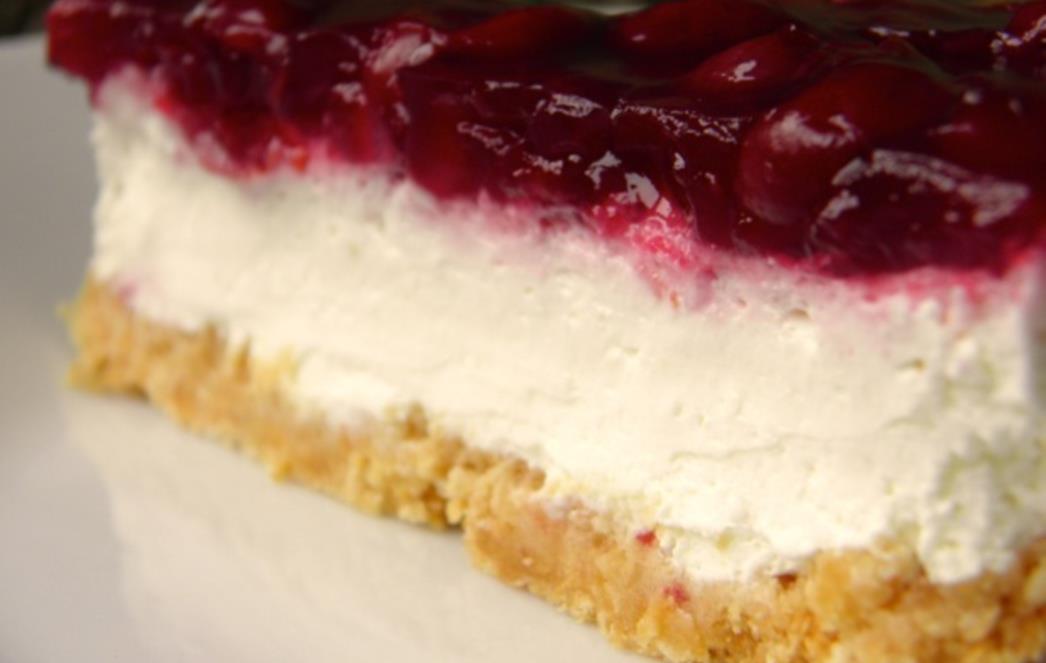 RECEPT DANA: Cheescake od šumskog voća