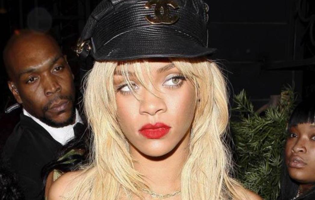 Stvari su izmakle kontroli: Ima li pomoći Rihanni?