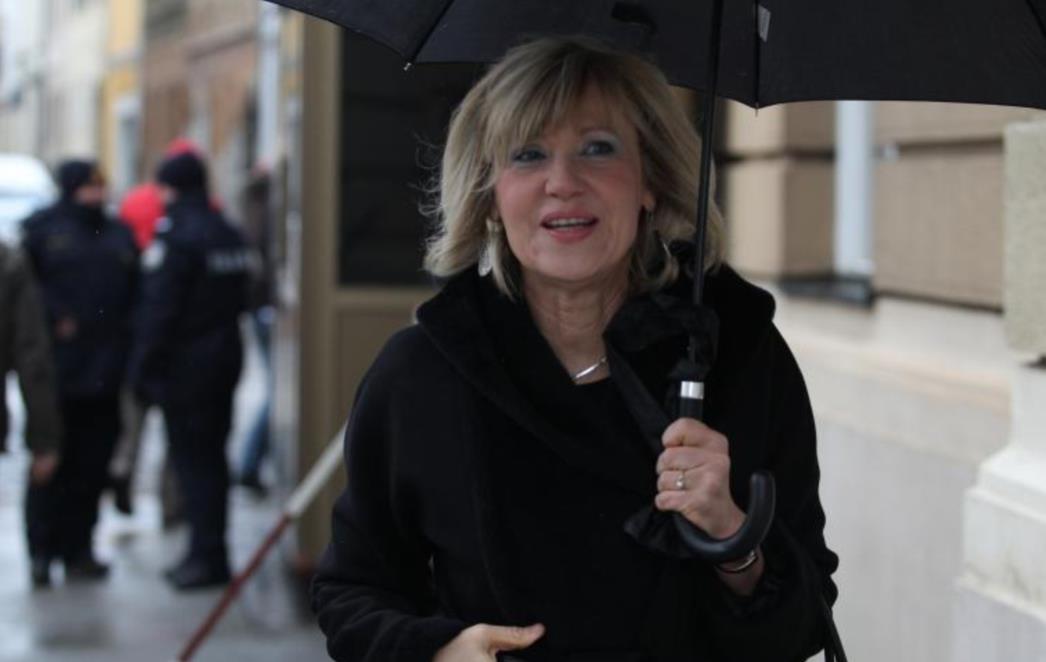 Nevjerojatna prilika za proslavljenu Ingrid:  Može dati autorska prava na svoje neznanje engleskog jezika!