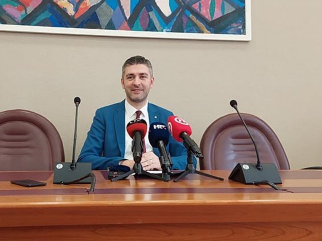 Franković objavio: Vozio sam 105 km/h kroz Konavle, oduzeta mi je vozačka dozvola na mjesec dana