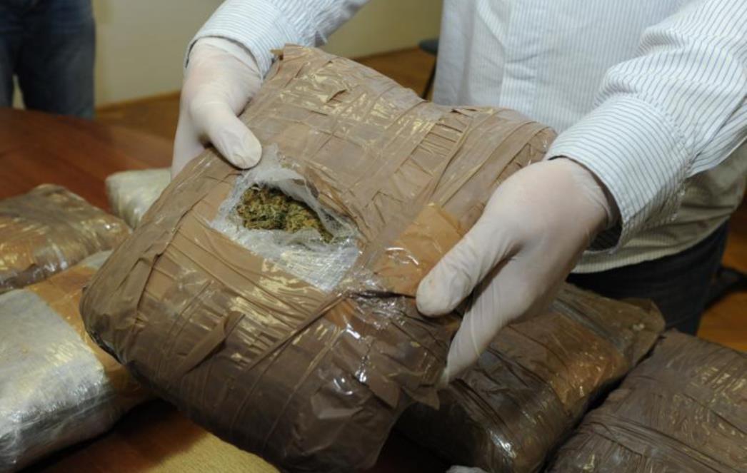 POLICIJSKA AKCIJA U PLOČAMA: 'Pali' s više od 17 kilograma marihuane u vrijednosti oko 255 tisuća kuna