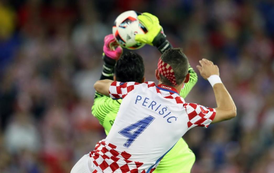 PREMDA SU ISPALI, HRVATI POSTALA RIJETKO TRAŽENA ROBA Dva Vatrena postaju glavne zvijezde!