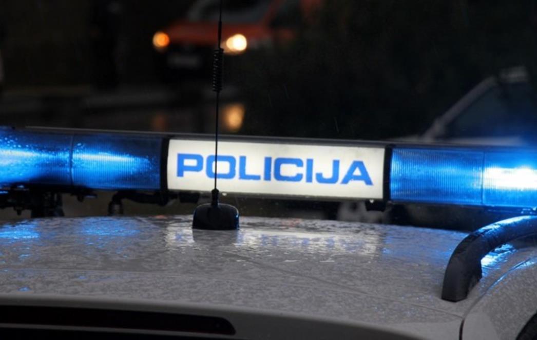 Policija uhitila osobu koja je zapalila vozila na Gorici sv. Vlaha i osobu koja je naručila zapaljenje