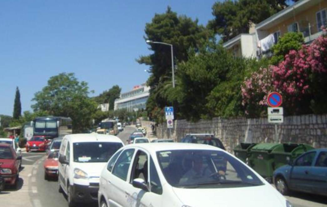 Dubrovkinja (42) uhvaćena s heroinom u Ulici Iva Vojnovića